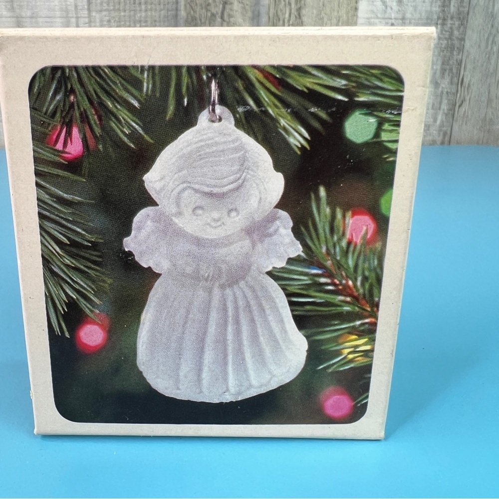 Hallmark Keepsake Ornament Frosted Images Acrylic 1981